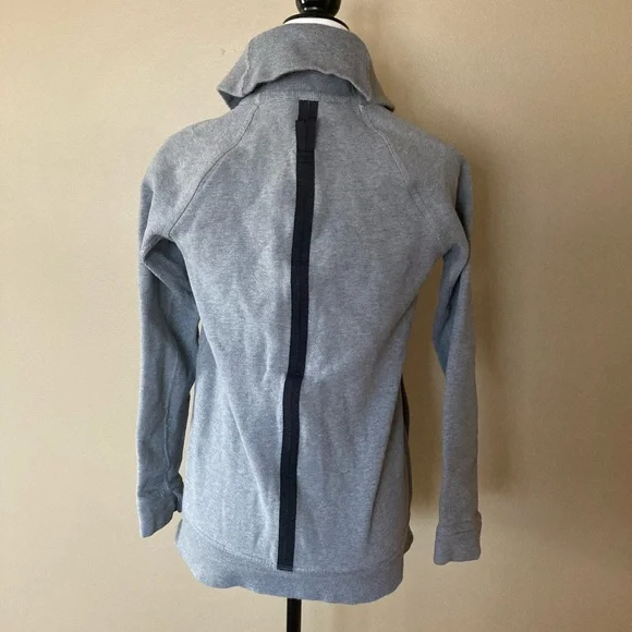 Lululemon Jacket - Picture 5 of 10